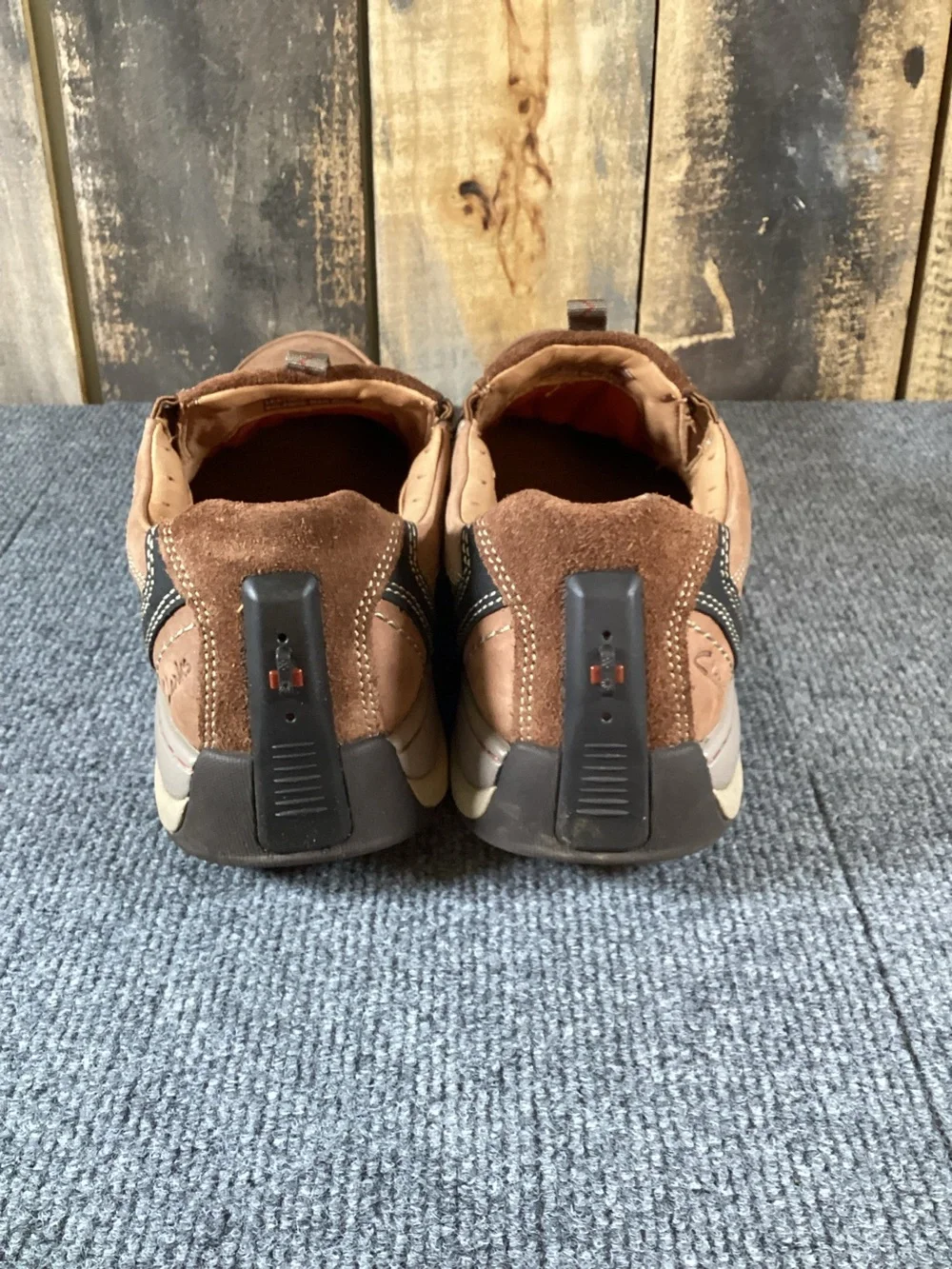 Clarks Active Air Vent casual leather slip-ons men’s size 10